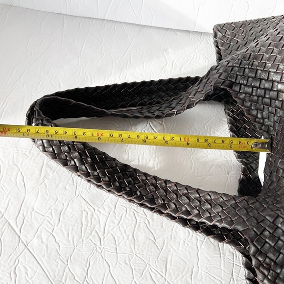 Ultra Soft Genuine Leather Large Tote - Picture 14 of 16